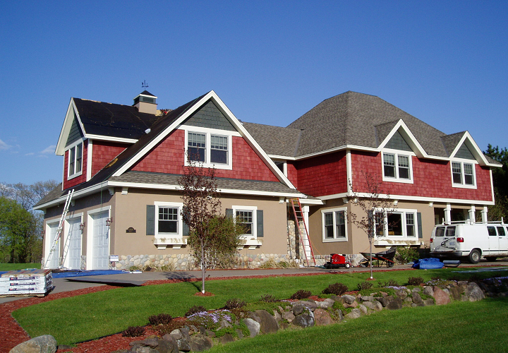 Always choose a Plymouth roofing company with many years of experience.